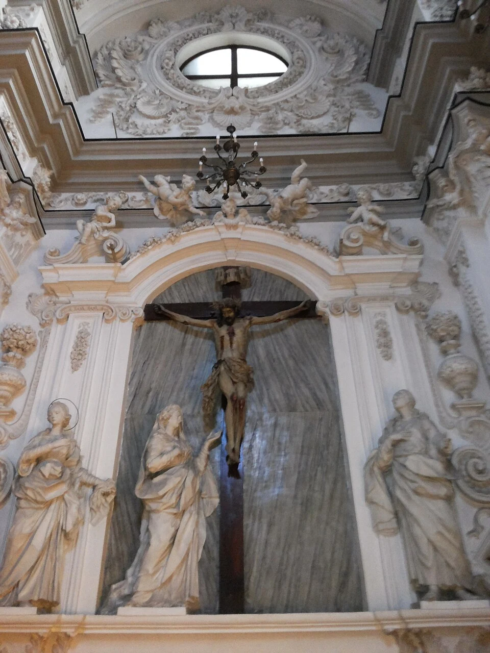 La Cappella del Crocifisso e la Cappella di San Bartolomeo
